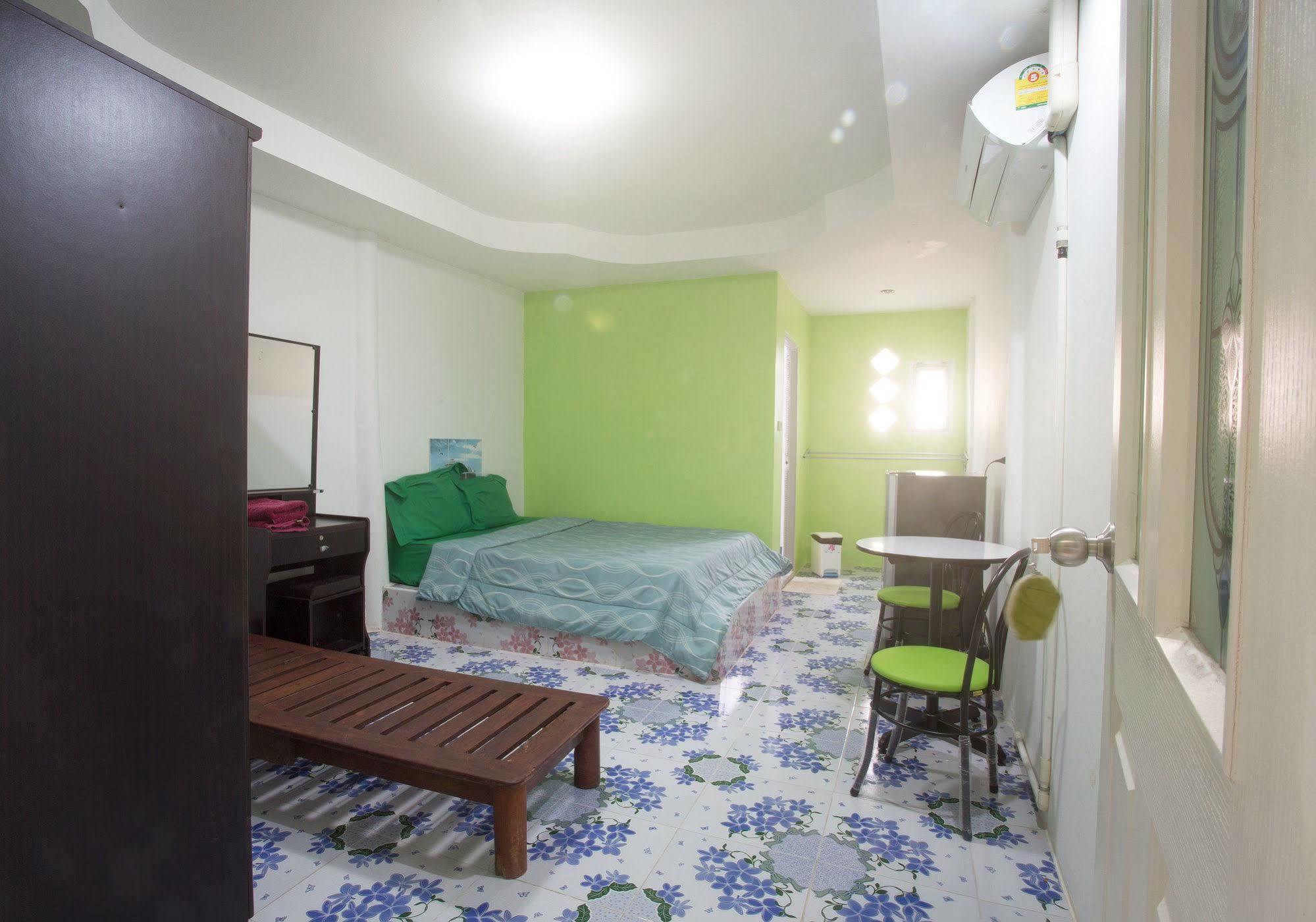 Nu Phuket Airport Residence Exterior photo